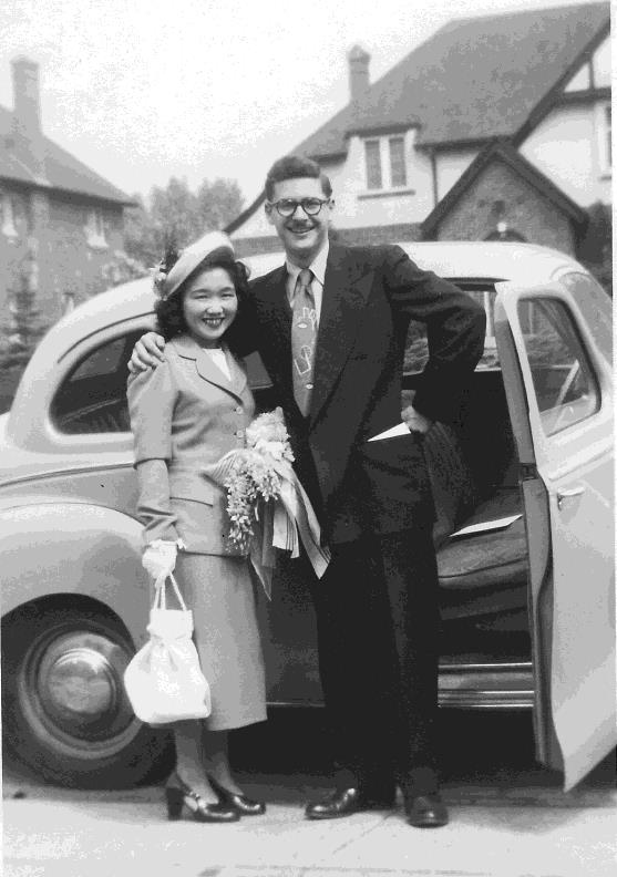 Margaret and Ed Lyons on their wedding day, 1949